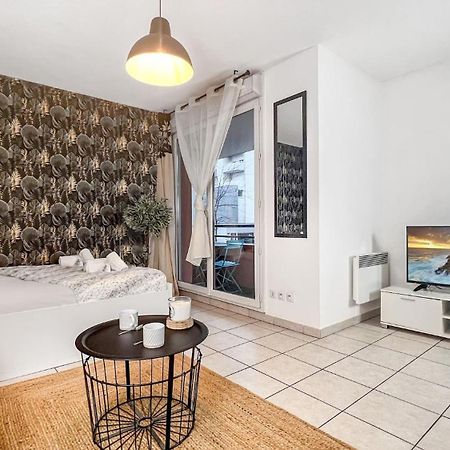 Homey Wild - Proche Gare Et Tram - Proche Centre - Balcon Prive - Parking Prive - Wifi Gratuit Annemasse Luaran gambar